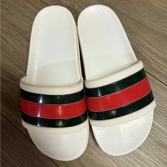 Gucci White Sole with Textured Pattern Gucci Tennis 1977 x Liberty London Web Sneakers Tennis 1977  main image 4
